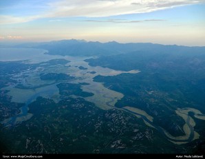 Skadarsko jezero i Rijeka Crnojevića iz vazduha