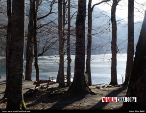 Biogradsko jezero pod ledom