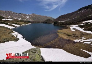 Pešića jezero još čeka pravo proljeće (Bjelasica)