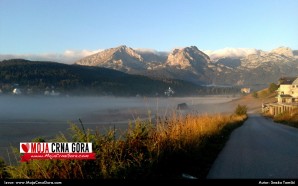 Jutarnja izmaglica i posljednji dan ljeta na Žabljaku