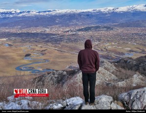 Zimska panorama Nikšića sa Budoša